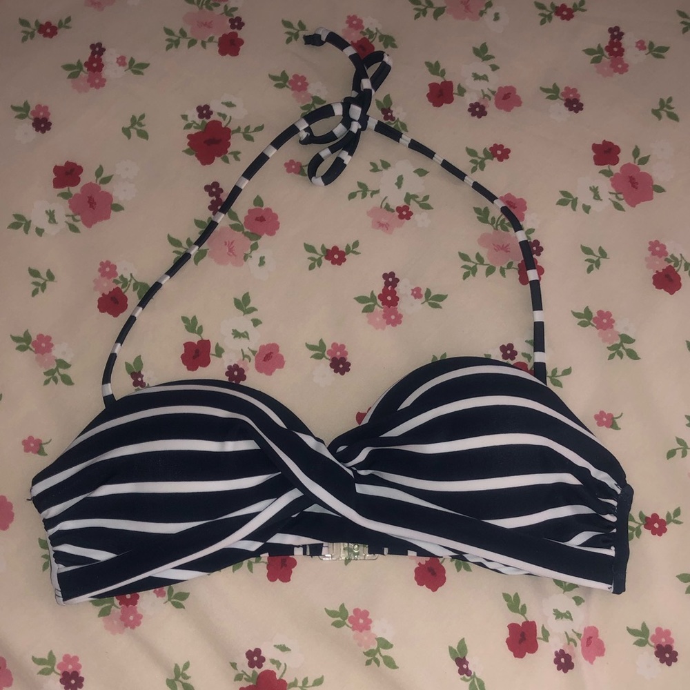 bikini top